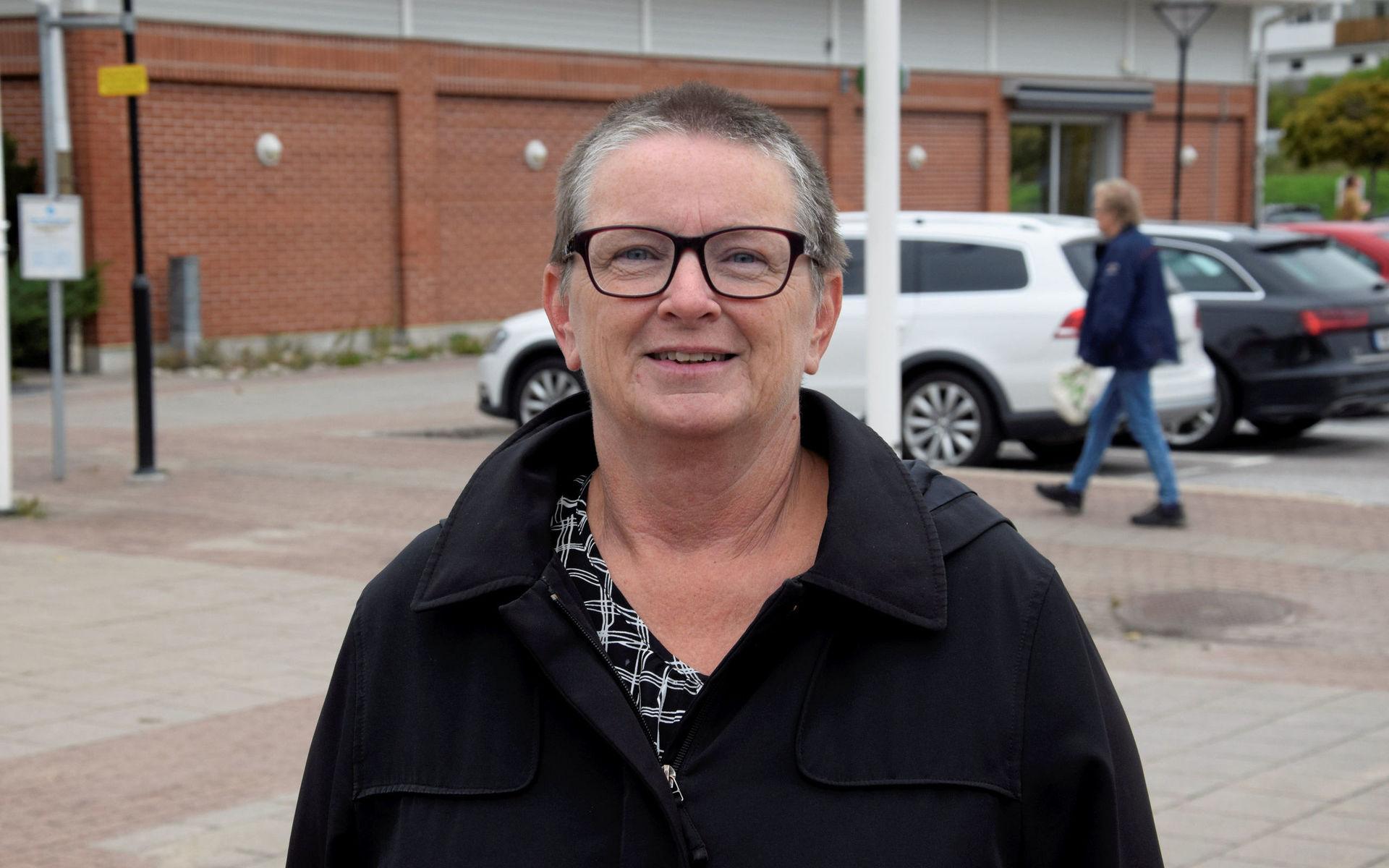 Karin Blomstrand (L), ordförande i barn och utbildningsnämnden i Munkedal, är inte oroad över att andelen behöriga lärare minskat med sex procent.