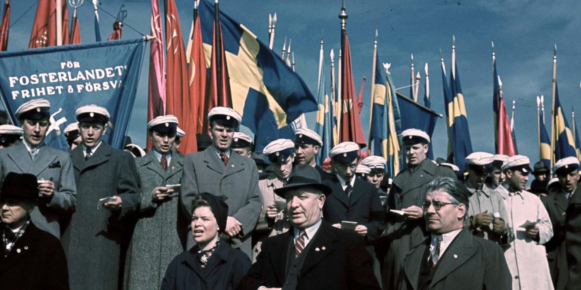 Lite konservativt kanske. Statsminister Per-Albin Hansson (S) vid första maj-firande 1941.