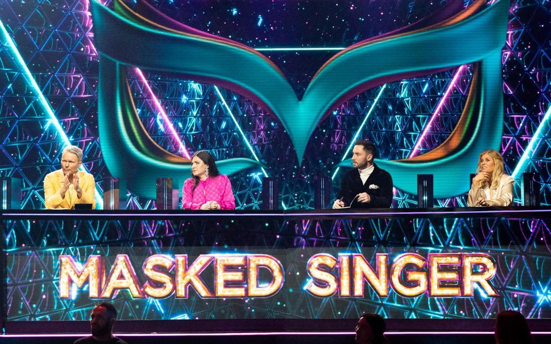 Panelen i ”Masked singer Sverige”, fr.v: Felix Herngren, Nour El Refai, Måns Zelmerlöw och Pernilla Wahlgren.