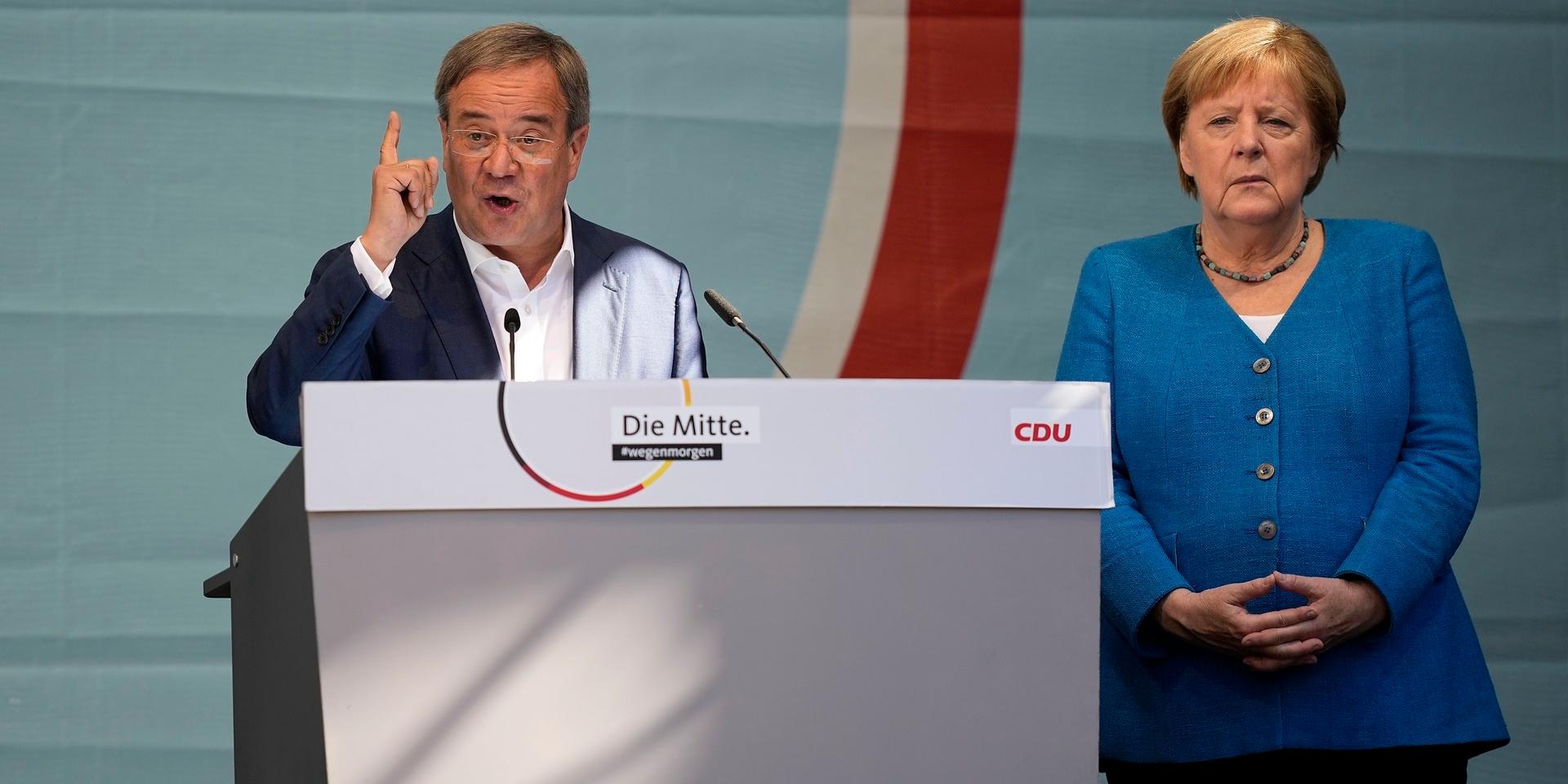 Angela Merkel talade till väljarna i Aachen och uppmanade dem att rösta på Armin Laschet.