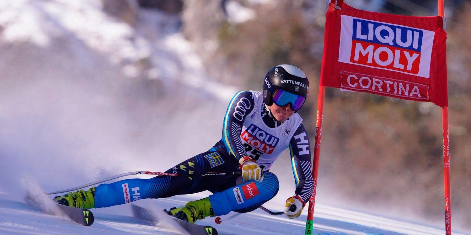 Lisa Hörnblad i förra helgens alpina farttävlingar i Cortina d'Ampezzo.