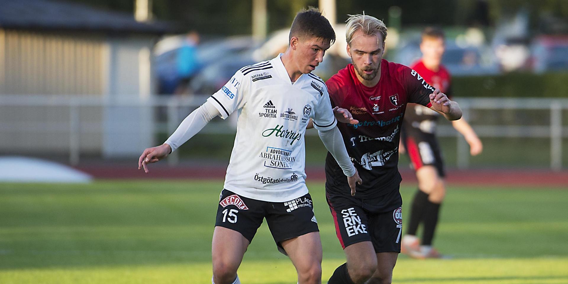 FC Trollhättans Anton Henriksson är klar för Ljungskile.