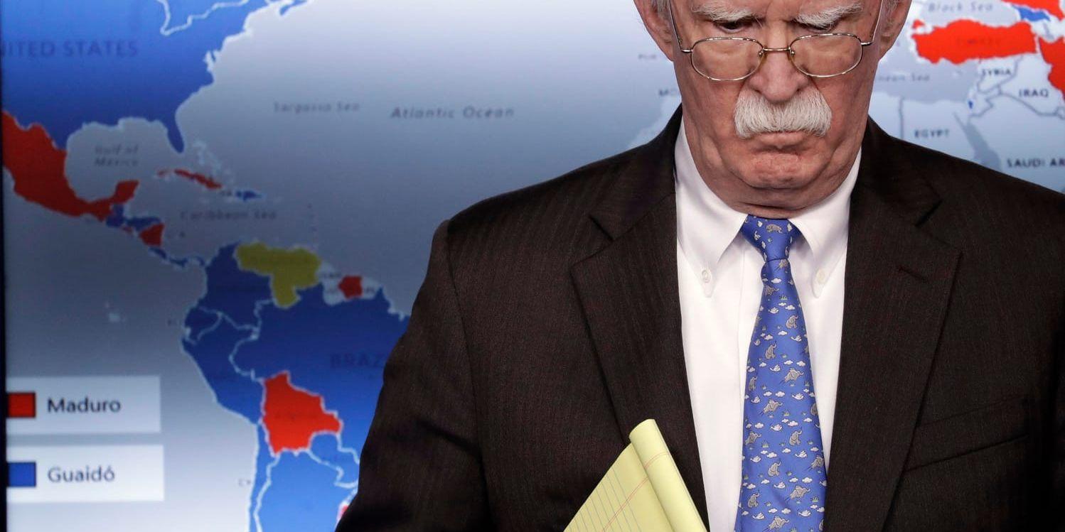 USA:s nationelle säkerhetsrådgivare John Bolton vid en presskonferens om sanktioner mot Venezuela. Arkivbild.