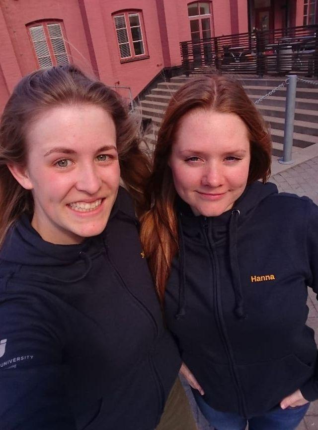 Julia Gunnarson är från Ljungskile och Hanna Steinum från Uddevalla men båda studerar i Jönköping. Foto: Julia Gunnarson.